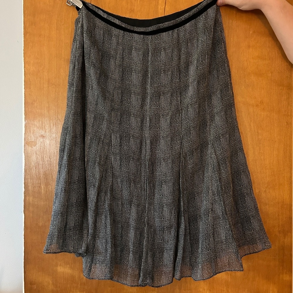 Jones New York Collection Petite 14P Silk Houndstooth A-Line Flare Skirt Neutral